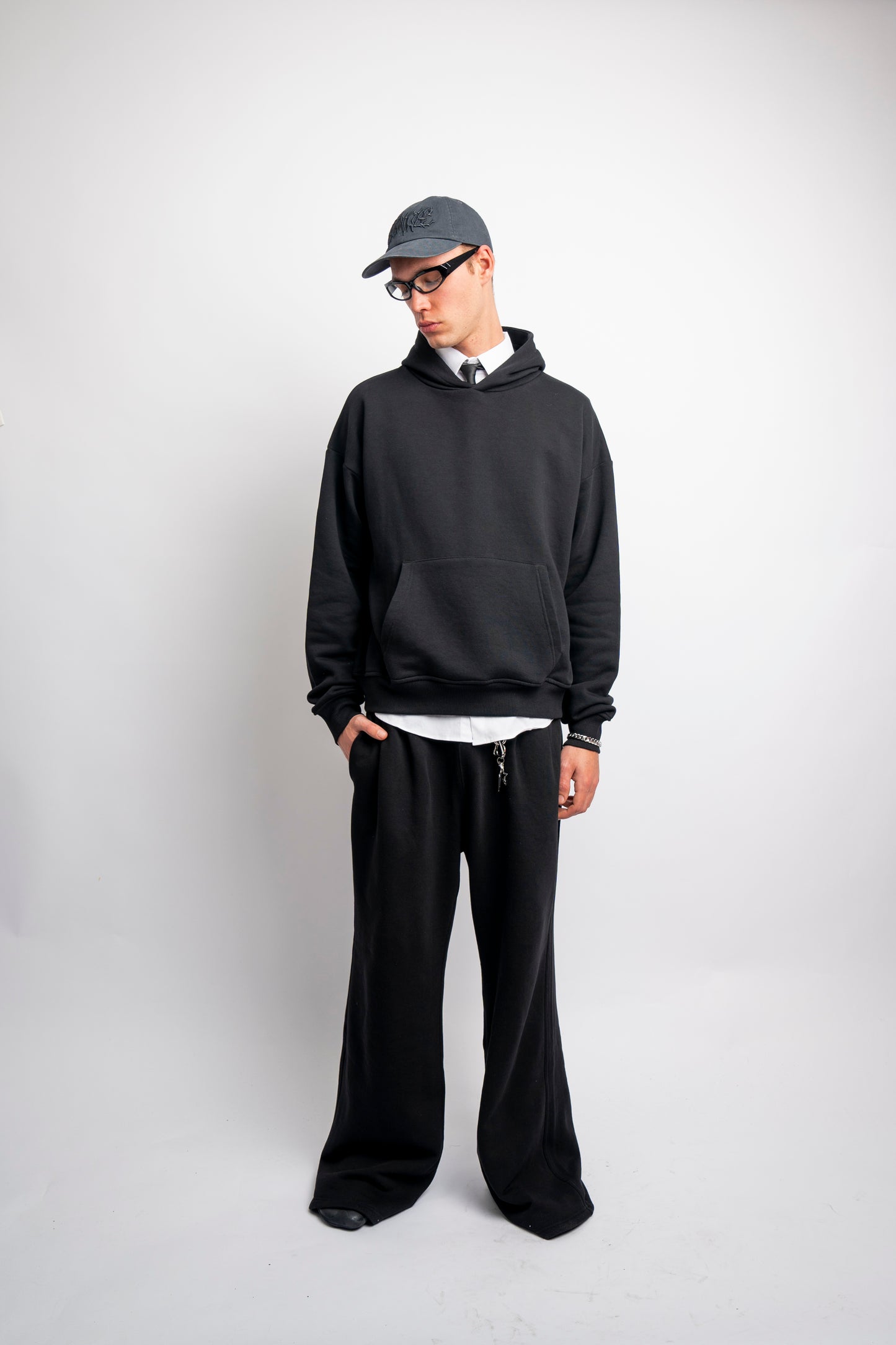 HEAVY "VANTA BLACK" HOODIE